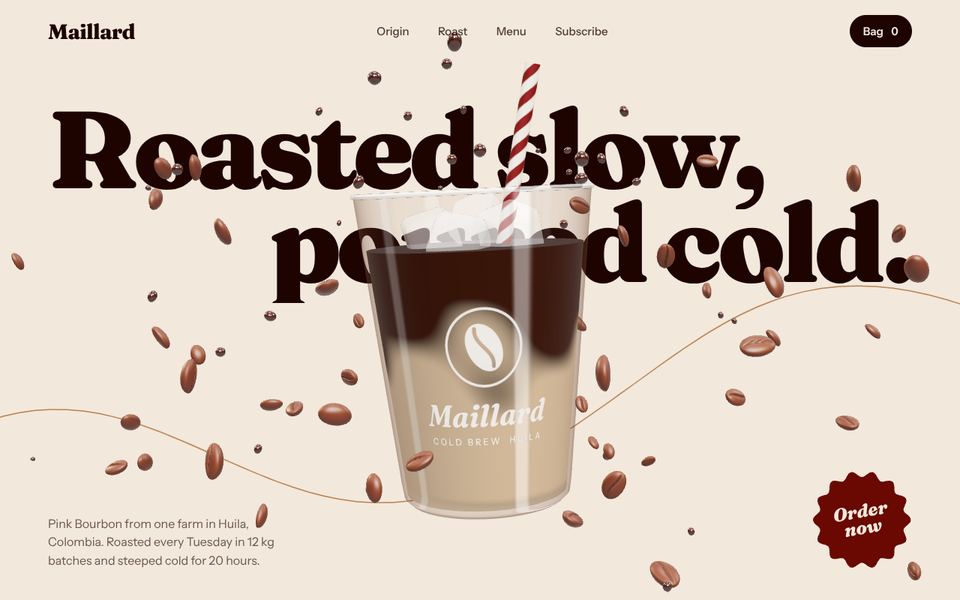 NERO Maillard, verre de cold brew et grains de café
